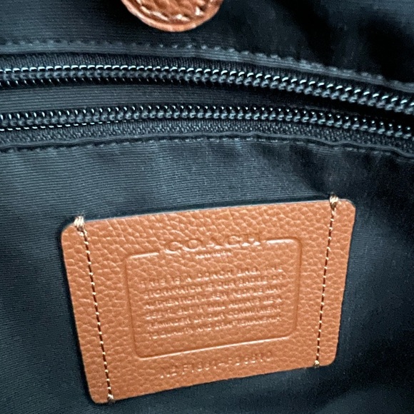 COACH Leather Portfolio Briefcase 15.5 x 12 x 4” - great condition! - Picture 8 of 12